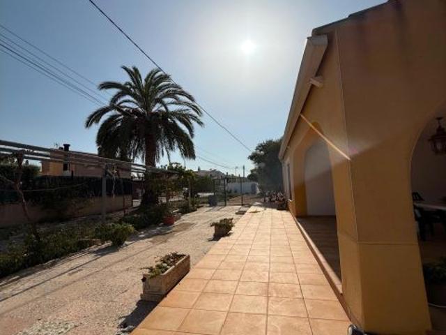 DOS CASAS EN UNA EN MATOLA SOLO EN ALQUILER