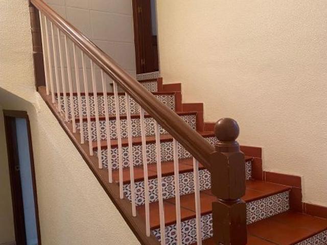 DOS CASAS POR EL PRECIO DE UNA EN CENTRO DE PETRER