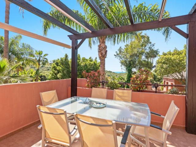 Dos dormitorios, vistas al mar y una de las terrazas más apr. 110m² Casares