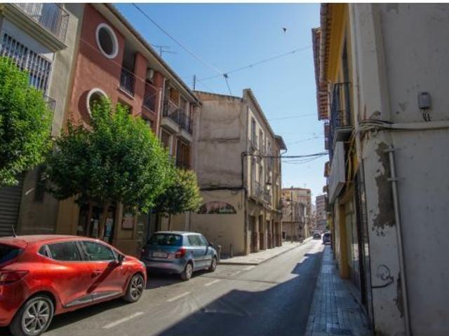 Dos edificios singulares ideal para rehabilitación o edificación