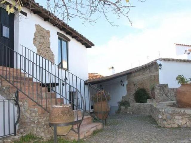 Dos Laureles Fuenteheridos Huelva