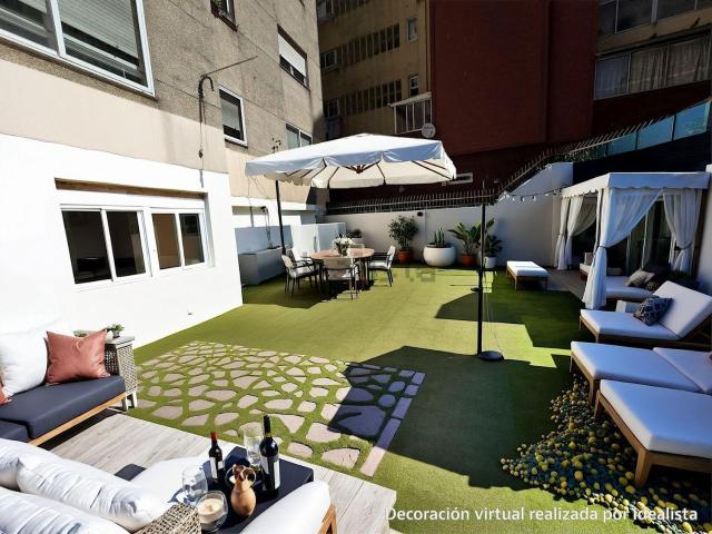 Dos Pisos Unidos En Travesía De Vigo Con Posibilidad De Segr. 173m² Vigo