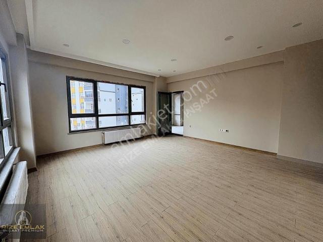 Dosma At Meydanı Mah.a Kalite 130m2 Ebeveyin Ban. 3+1 Satılık