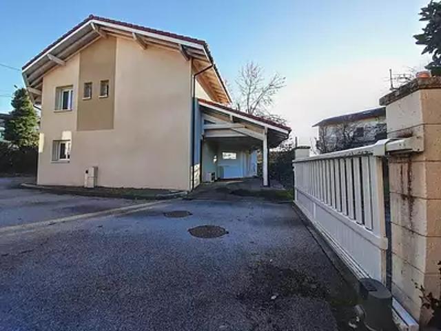 Douvaine 74140 Location maison 4 pièces t4 jardin terrasse