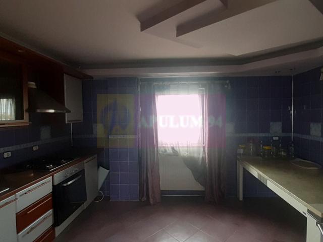 Două Etaje în Vilă în zona Voluntari de Închiriat