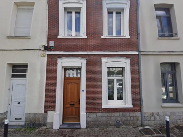DOUAI MAISON DE VILLE A RENOVER 4 chambres cour