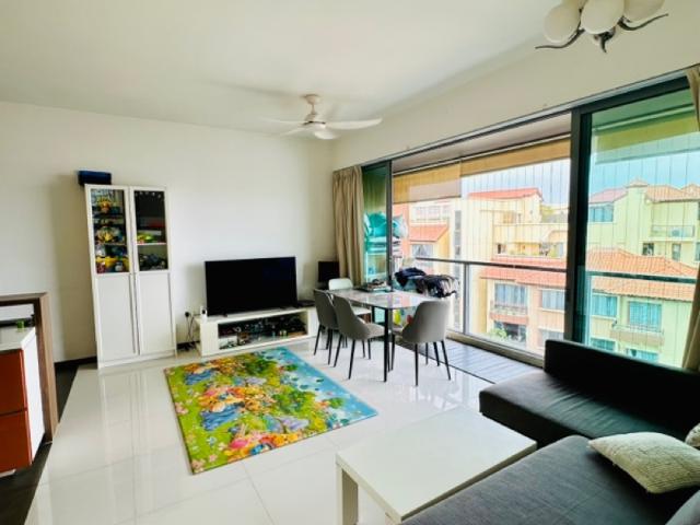 Double Bay Residences Condominium For Rent, $4,200, 2 Bed 2 Bath 936 sqft $4.49 psf