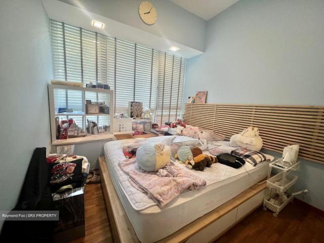 Double Bay Residences D18, Condominium