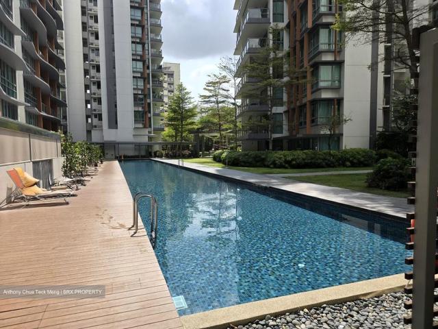 Double Bay Residences D18, Condominium