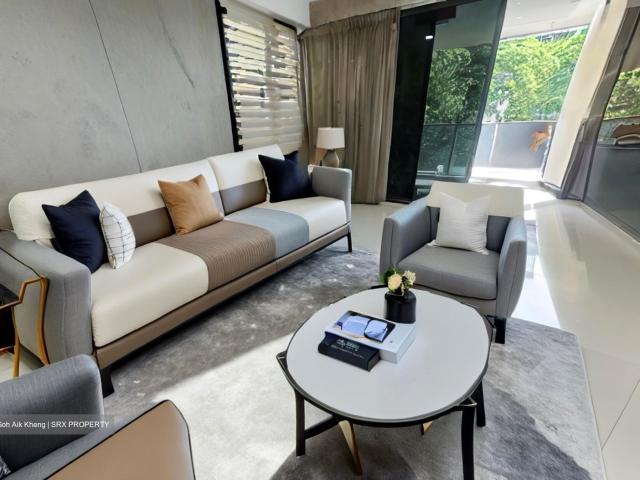 Double Bay Residences D18, Condominium