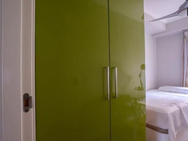 Double bed in Room in a shared 4 bedroom apartment for rent in L'Illa Perduda