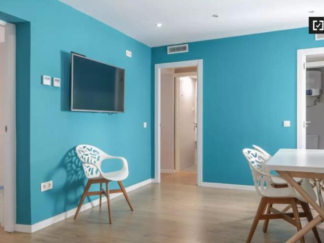 Double bed in Room in a shared 5 bedroom apartment for rent in Getafe, perfect for students