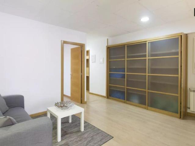 Double bed in Room in a shared 8 bedroom apartment for rent in Guindalera, perfect for professionals or students, couples not allowed