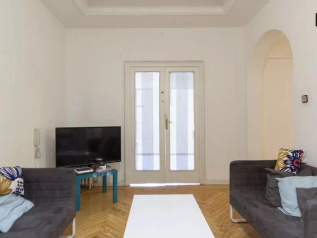 Double bed in Rooms for rent in modern 8 bedroom apartment in Moncloa
