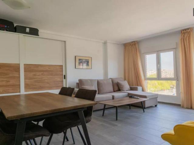 Double bed in Rooms for rent in 3 bedroom apartment in La Malva Rosa