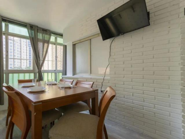 Double bed in Rooms for rent in 4 bedroom apartment in Camins Al Grau