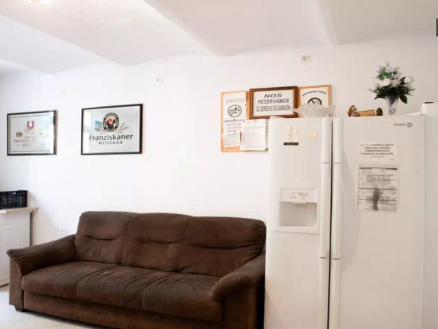 Double bed in Single room in Guindalera, Salamanca zone, house with 10 bedrooms