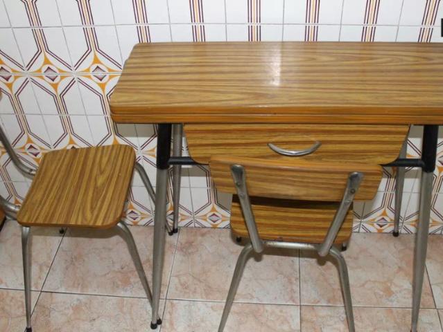 Double bed in 2 rooms to rent in affordable 3 bedroom apartment close to the Sagrada Familia