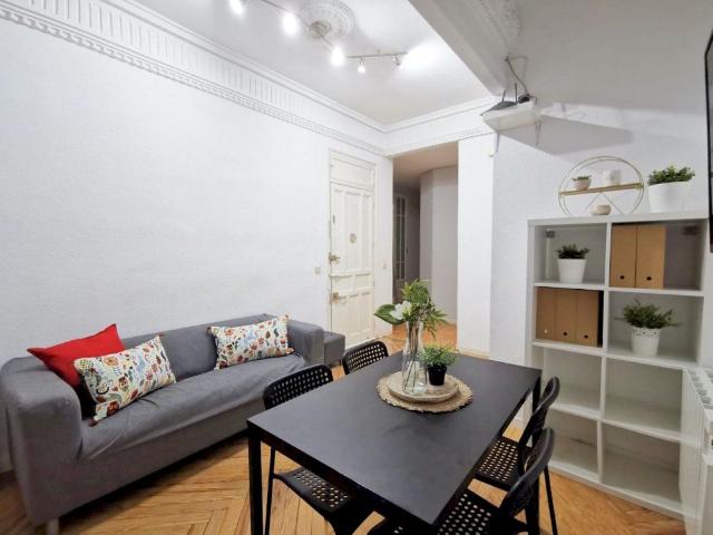 Double bedroom in Calle Velázquez