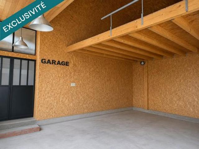 DOUBLE GARAGE 98 M² SECTEUR MESLAY DU MAINE / 53170