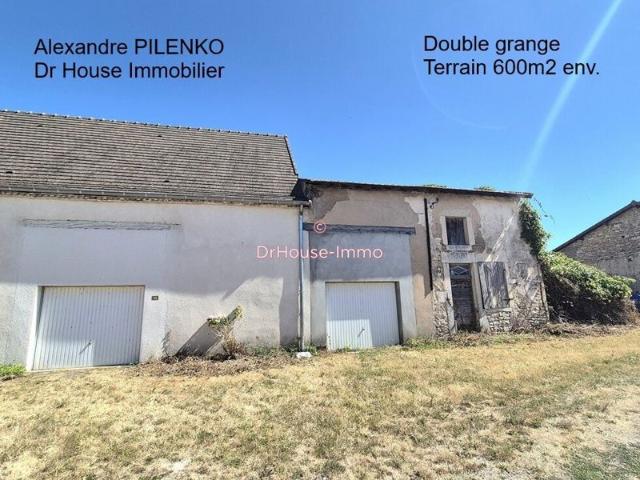 Double grange 110m2 potentiel d'aménagement 220m2 terrain 600m2 environ