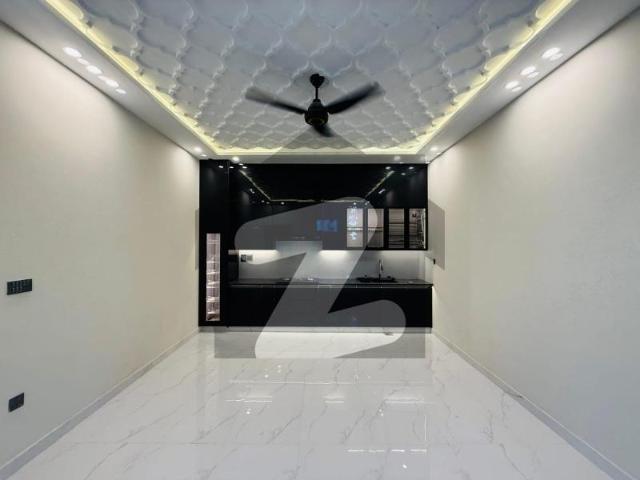 Double Heighted Lobby House for Sale MPCHS Block C1