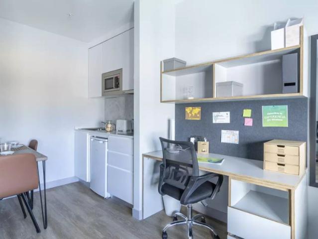 Double Studio Premium in Seville