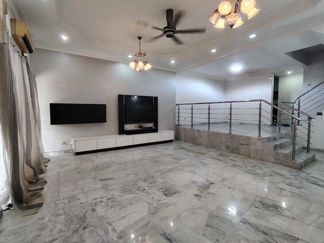 Double Sty House Tmn Serdang Raya Near MRT Station