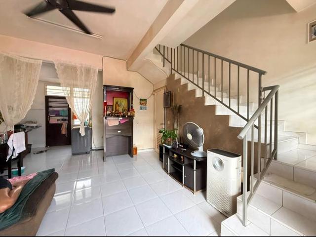 Double Storey Medium Cost Gelang Patah