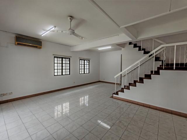 Double storey n lot for rent at Anggerik Aranda Kota Kemuning