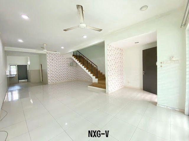 Double Storey NaharaBandarBukit Raja 4BEDROOM Gated Guarded