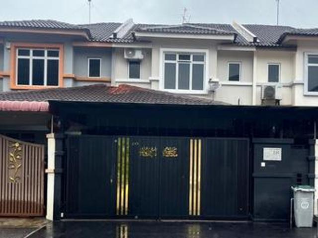Double storey at taman ehsan jaya