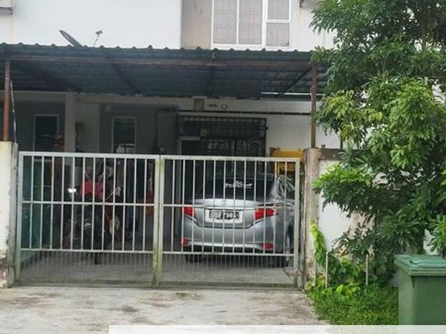 Double Storey at Tmn Laman Setia, Gelang Patah