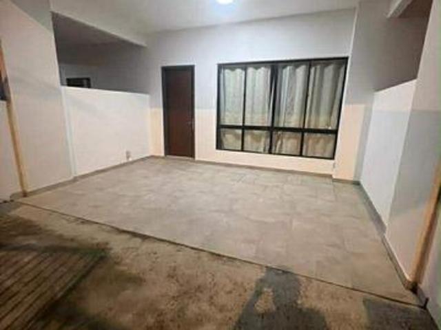 Double Storey Austin Crest Nearby Mount Austin Taman Daya
