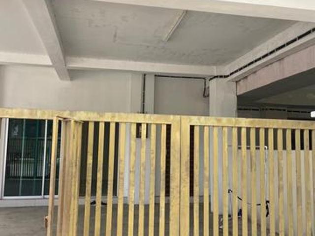 Double Storey Alor Akar