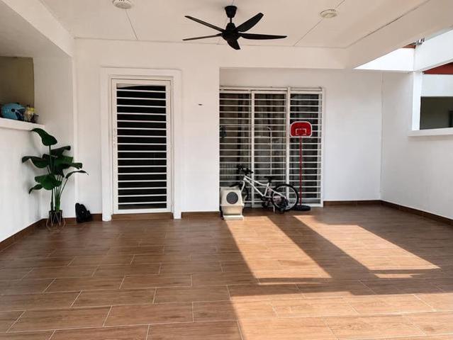 Double Storey Aman Putri Sg Buloh partially Furnished Nice home
