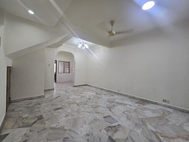 Double Storey Bukit Puchong