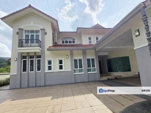 Double Storey Bungalow House at Meru Valley Resort for Sale