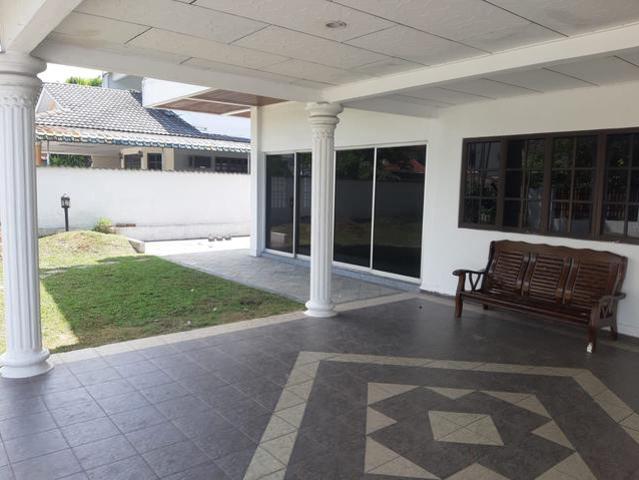 Double Storey Bungalow House for SALE in Pari Garden Ipoh