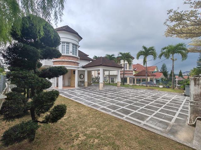 Double storey bungalow lavender height senawang