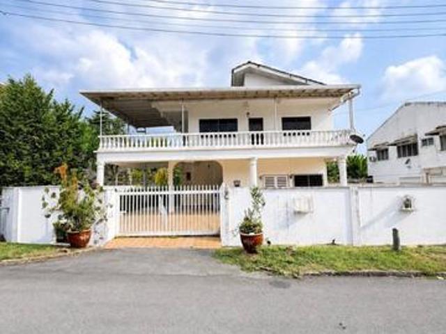 Double Storey BUNGALOW Taman Loop Seremban