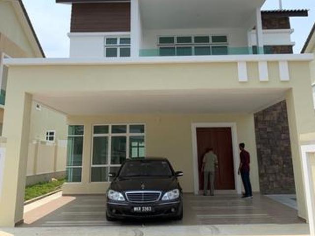 Double Storey Bunglow TAMAN BUKIT SENAWANG PERDANA SALE