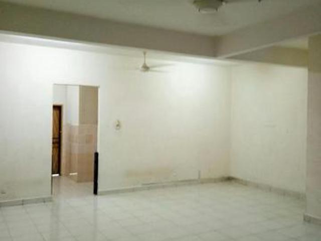 Double storey Bandar Baru Enstek