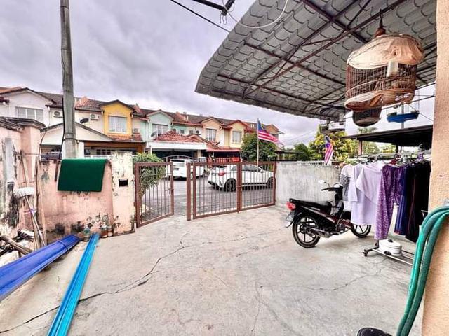 Double Storey Bandar Bukit Mahkota Bangi
