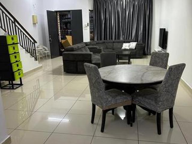 Double Storey Bandar Puteri Gelang Semi furnished Move In Ready