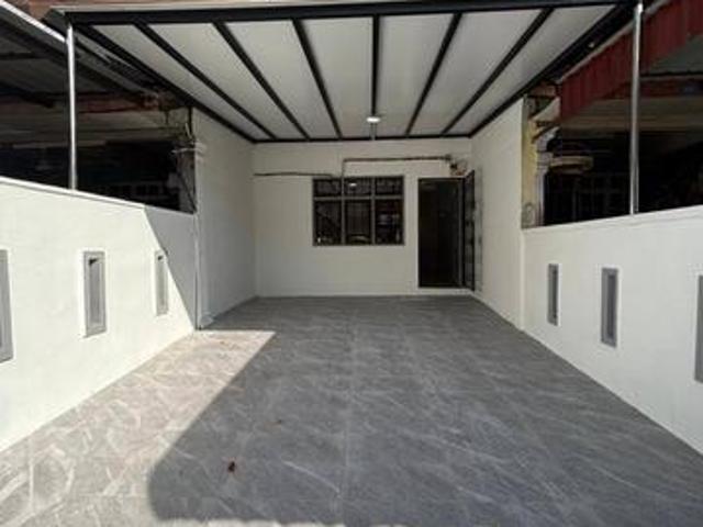 Double storey bandar putra Jalan cengal kulai Johor ioi mall