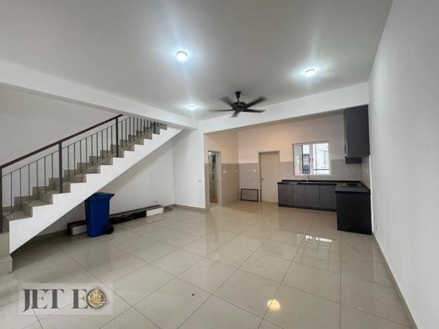Double Storey Bandar Rimbayu Starling 3BEDROOM Gated Guarded