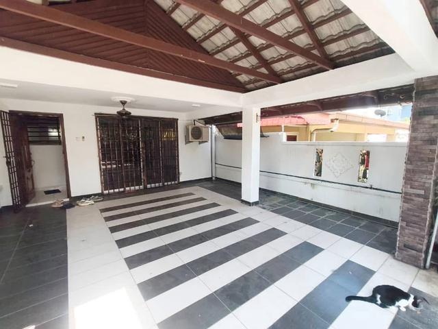 Double Storey Bandar Seri Putra Freehold Below Market