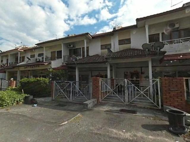 DOUBLE STOREY Bandar Sungai Long SL7 Partial Furnished Near UTAR