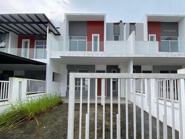 Double Storey Cluster House Setia Eco Garden Gelang Patah 20x70